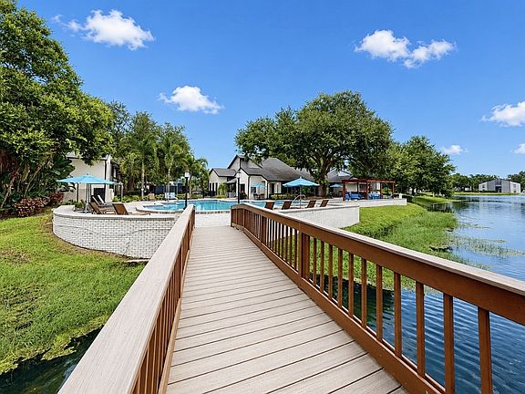 4th image of 8781 White Swan Dr #8633-202