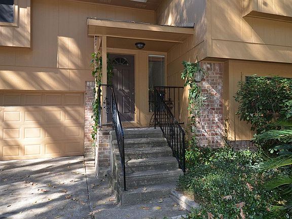 3rd image of 3019 Birch Creek Dr