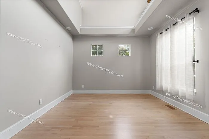 3 bed, 2.5 bath, 2405 sqft, $3,395 — Photo 4