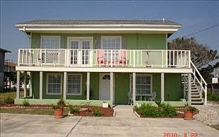1st image of 1025 N Fletcher Ave
