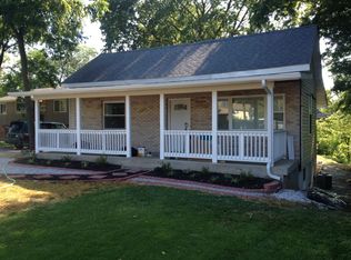 225 Pine St, Edwardsville, IL 62025