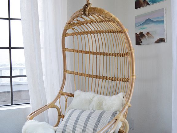 Hanging corner chair