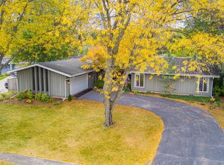 120 Stoney Creek Rd, Dekalb, IL 60115