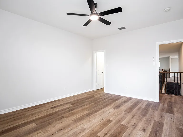 1738 Rock Ridge Dr — Photo 24