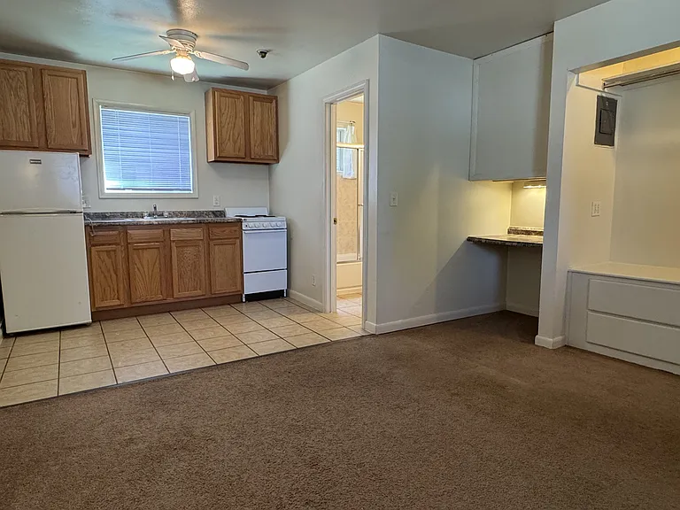 510 S Hays Ave — Photo 5