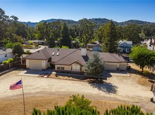 8200 Curbaril Ave, Atascadero, CA 93422