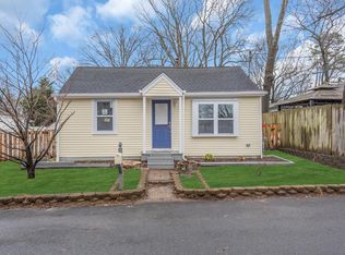 2032 Montgomery Rd, Toms River, NJ 08753