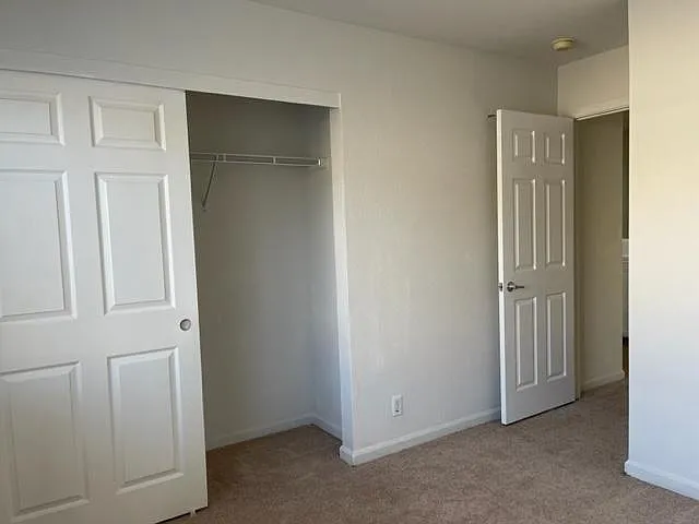 355 Accolade Dr — Photo 2
