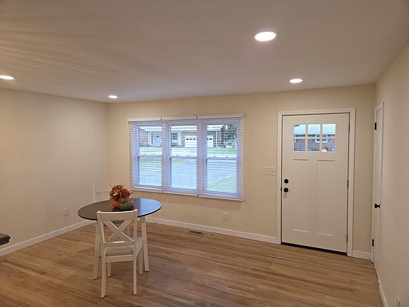 2nd image of 205 Riverside Dr