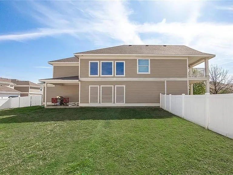 10215 Waterbury Dr — Photo 69