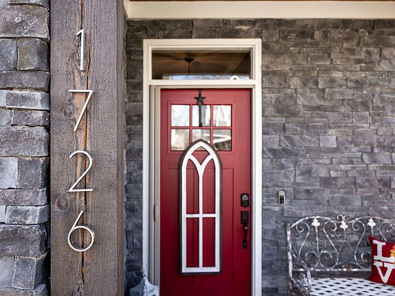 5th image of 1726 Seven Pines Ln