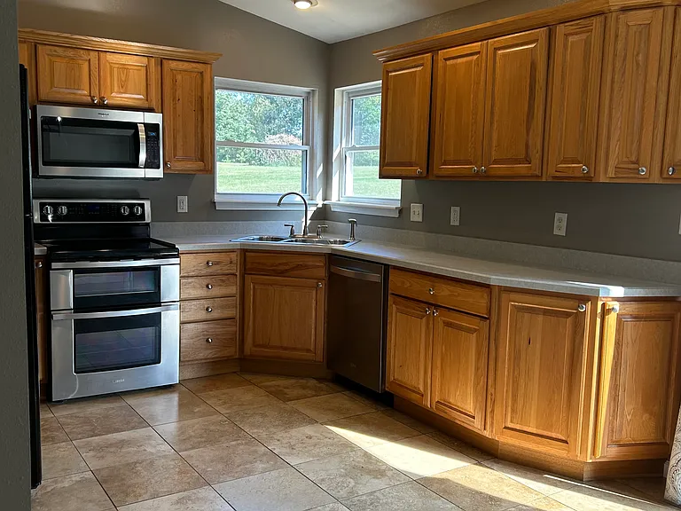 Oakbriar Meadows Dr — Photo 5