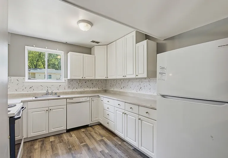 272 Ternwing Dr — Photo 5