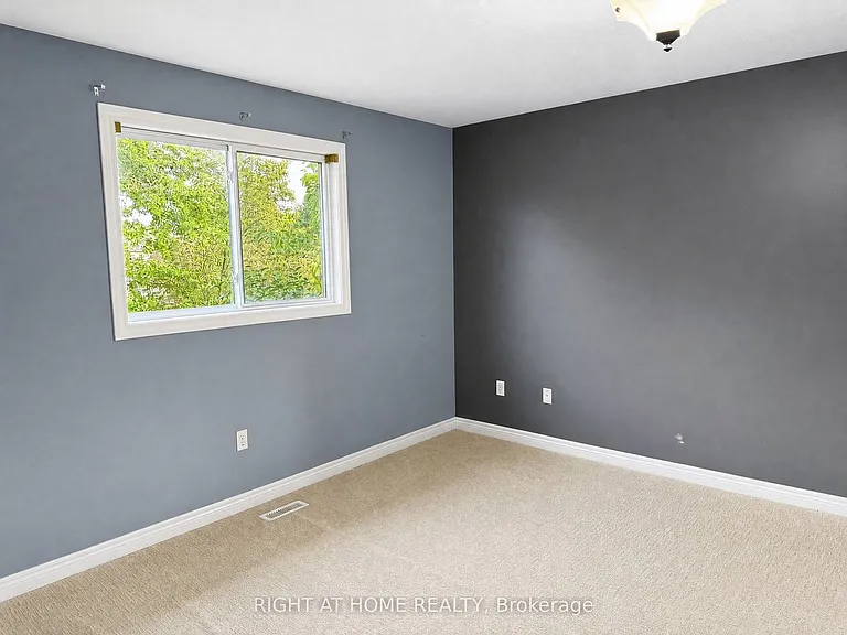 890 Guildwood Blvd — Photo 17