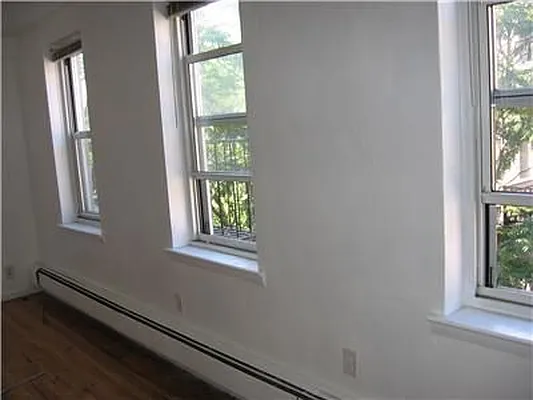 Rented by Brick Real Estate | media 28