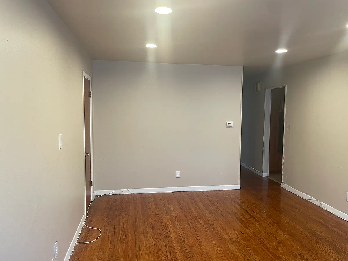 Building Photo - 24 Grand Ave #1