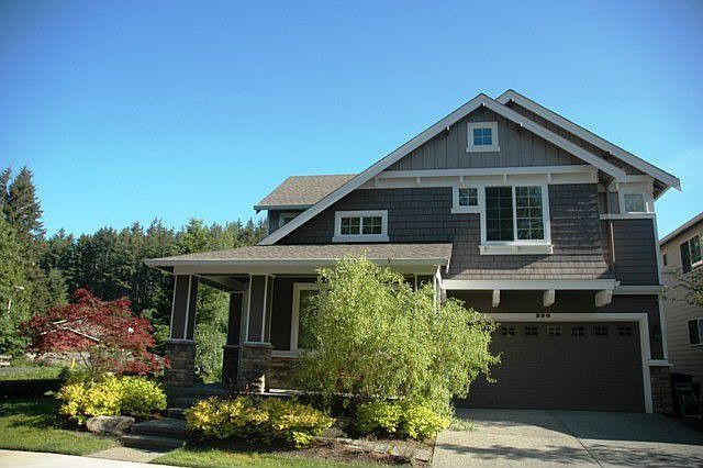 1st image of 320 222nd Ave NE