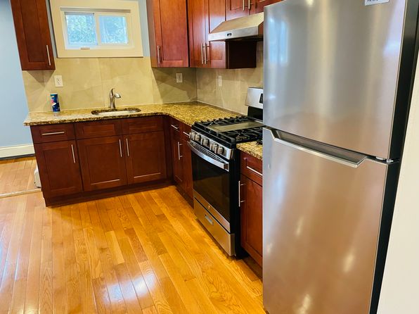 10732 156th St APT 1