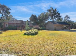 22500 W Hacienda Dr, Grass Valley, CA 95949