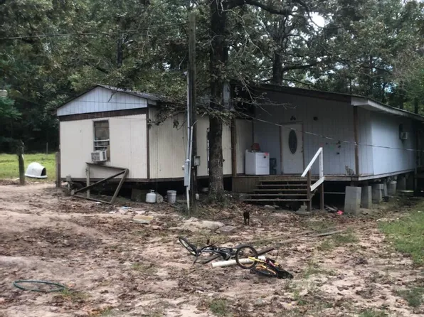 115 Vernon Park Rd, Leesville, LA 71446