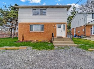 272 Willet Rd, Buffalo, NY 14219
