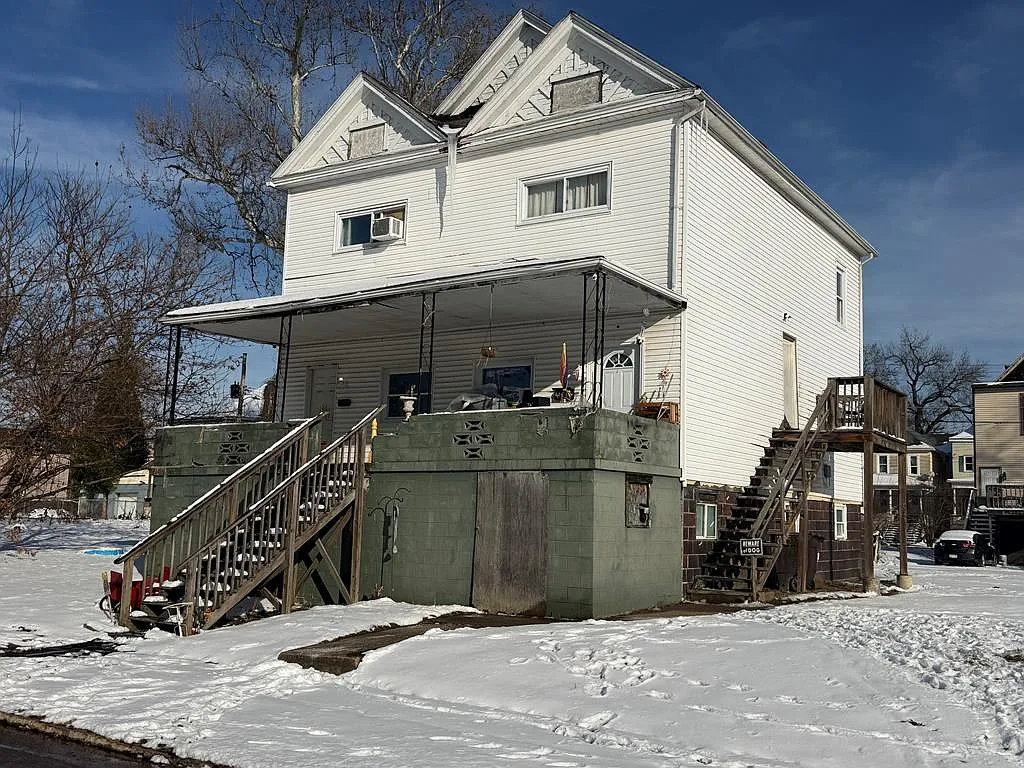 120 Iowa Street photo 1