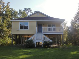 140 Felicity St, Bay Saint Louis, MS 39520