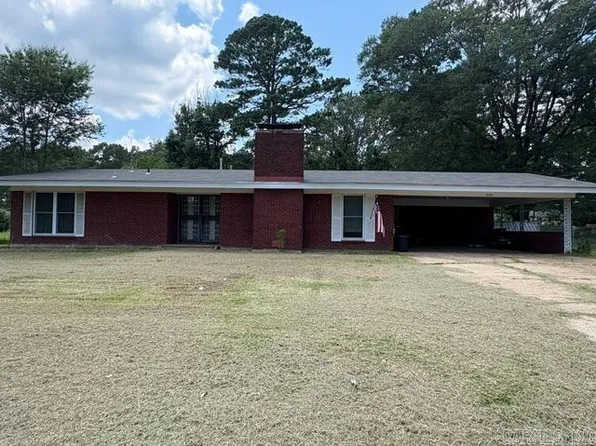 1800 S Grady St, Hope, AR 71801