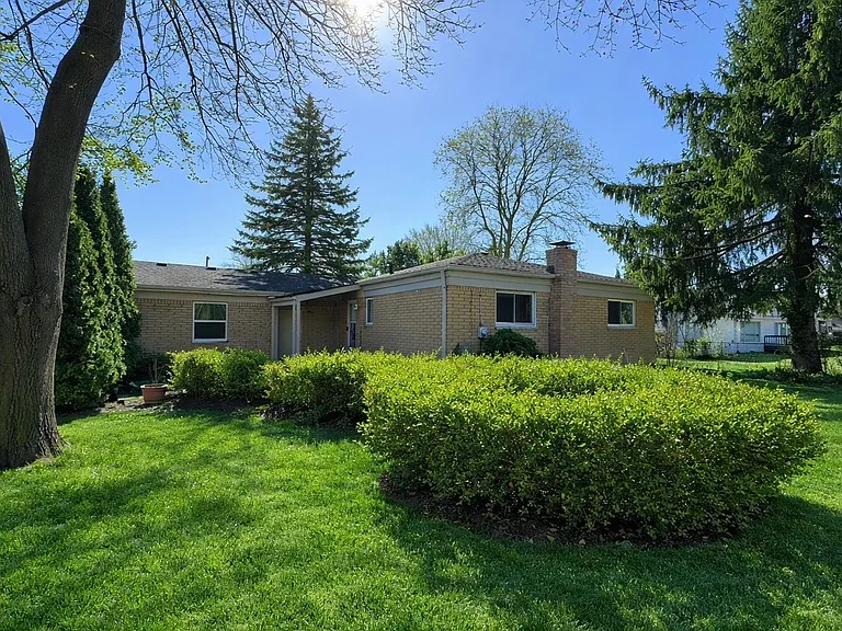 2235 Chesley Dr — Photo 28