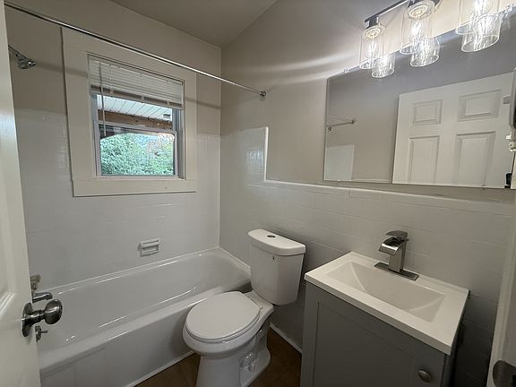 2nd image of 5107 Jacksboro Pike #Pike7