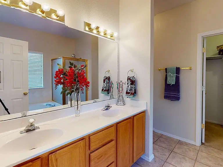 7309 Wild Olive Ave NE — Photo 18