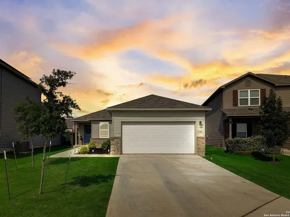 4506 HEATHERS ROSE, St Hedwig, TX 78152