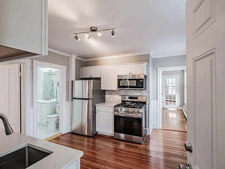 38 Brackett St #1 — Photo 6