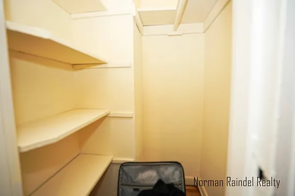 Rented by Norman Raindel, LREB | media 16