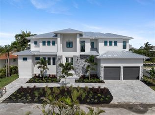 569 Bayview Dr, Longboat Key, FL 34228