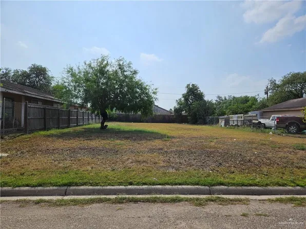 7516 S Oro Ln, Pharr, TX 78577