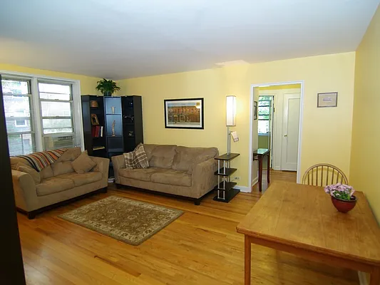 Sold by Sotheby's International Realty | media 33