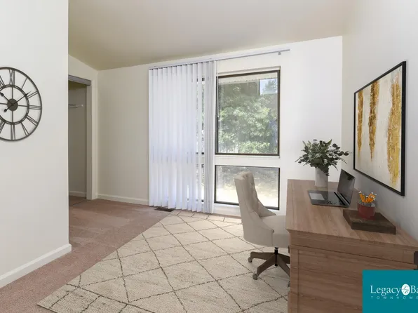 Legacy Bay Townhomes