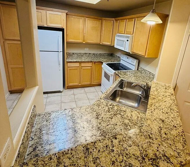 175 W Cheyenne Rd #312 — Photo 10