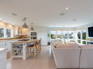 5 South St, Newburyport, MA 01950
