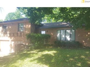 3919 N Main St, Kansas City, MO 64116