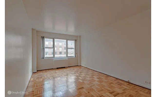 Rented by Douglas Elliman | media 66