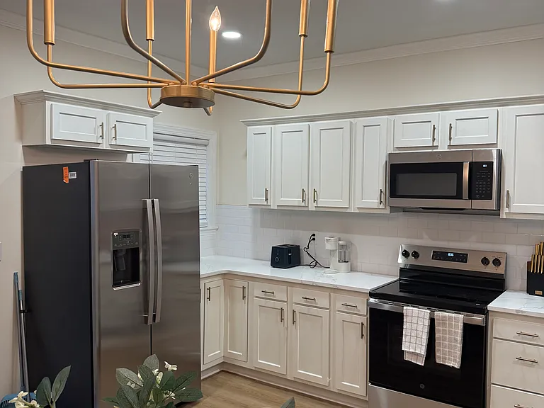 719 E Caldwell St #2 — Photo 10