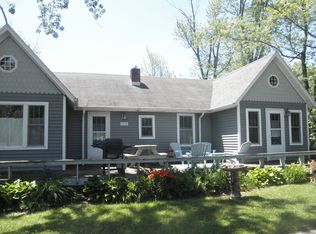 7272 Beethoven St, South Haven, MI 49090