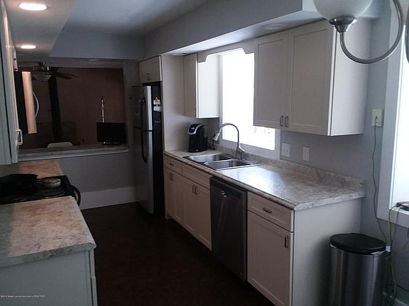 2nd image of 3115 N Grand River Ave