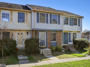 8418 White Feather Ct, Lorton, VA 22079