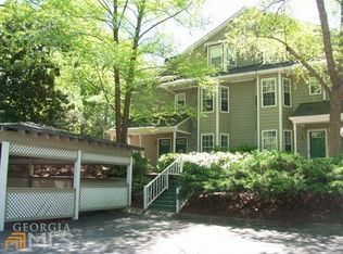 1519 Oakridge Ct, Decatur, GA 30033