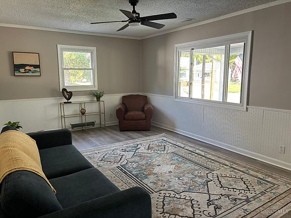 2nd image of 60 Tallawanda Ct