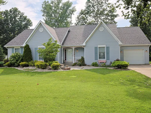 711 Laura Ln, Sweetser, IN 46987