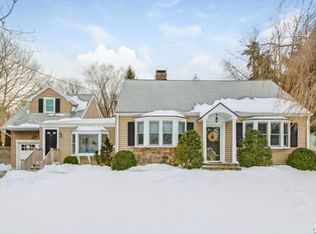 625 Bronson Rd, Southport, CT 06890